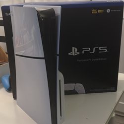PS5 WITH TWO CONTROLLERS 