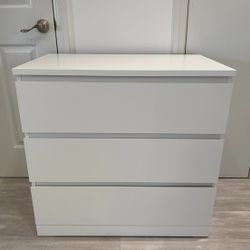 Ikea Dresser 