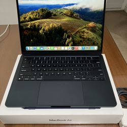 2023 13.6” Macbook Air M2/8gb ram/512gb ssd/Applecare+ 8/16/2025 Laptop Computer Box/Charger Apple