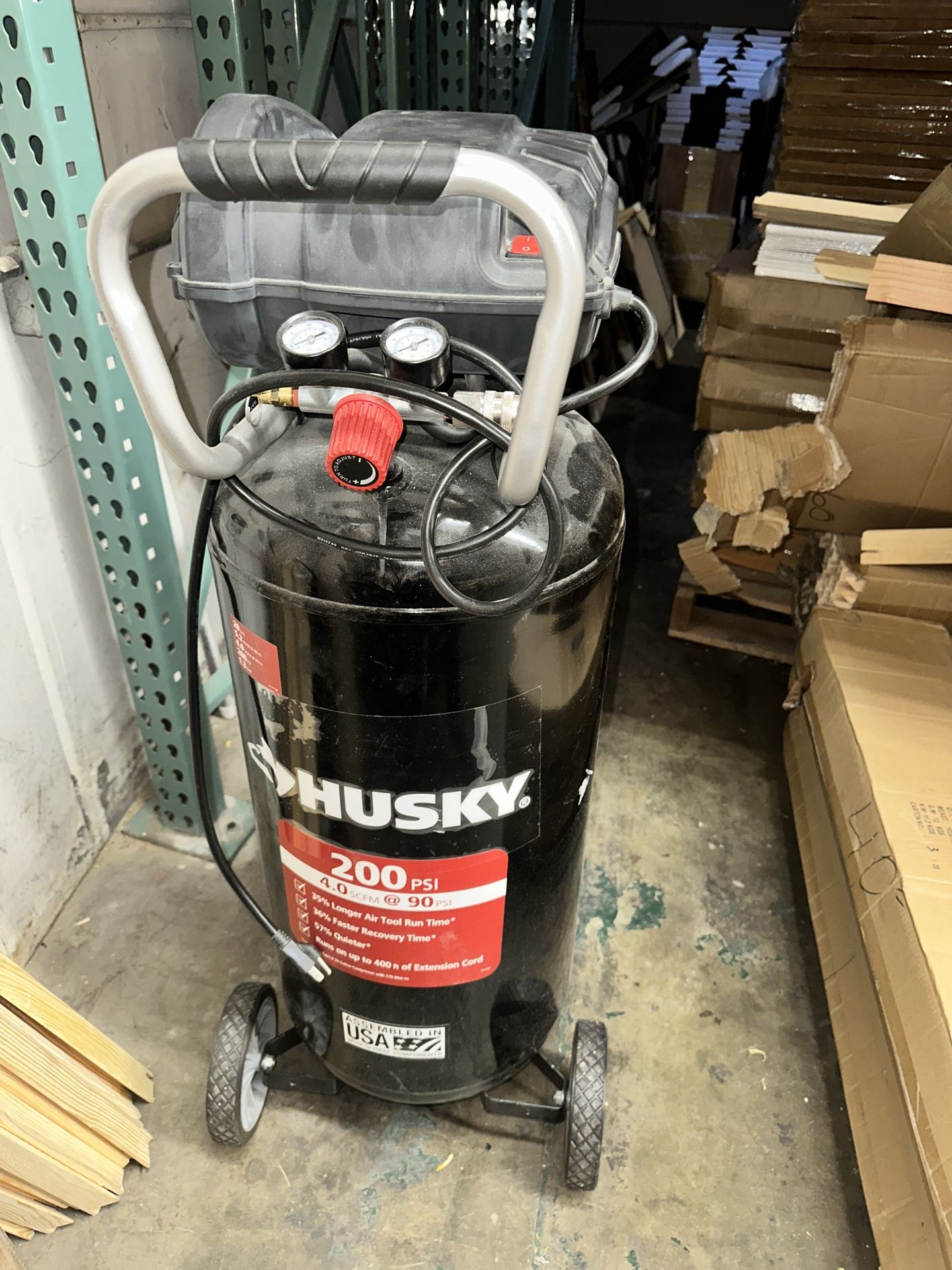 27 Gal. 200 PSI Oil Free Portable Vertical Electric Air Compressor Wont Turn On For Parts