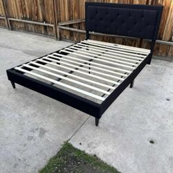 bed framee fulll size new in box 