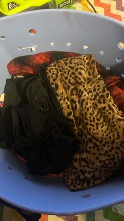 Bins Full of WOMENS FASHION CLOTHES