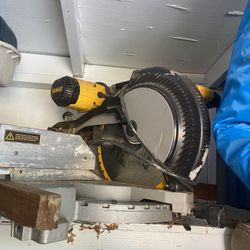 12” Dewalt Miter Saw Electric 