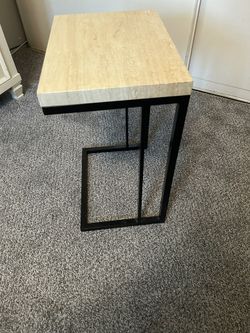 Metal Side Table With Mable