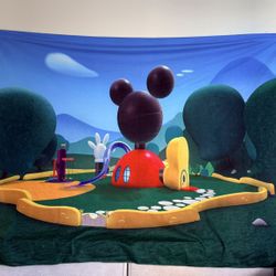 Mickey’s Clubhouse Backdrop 