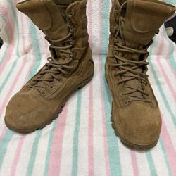 Military Style - Men’s Boots - Size 7W
