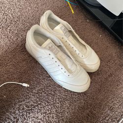 Unlaced adidas (idk what they are)