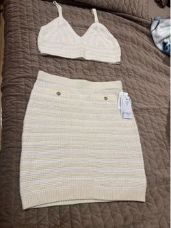 GUESS crochet set