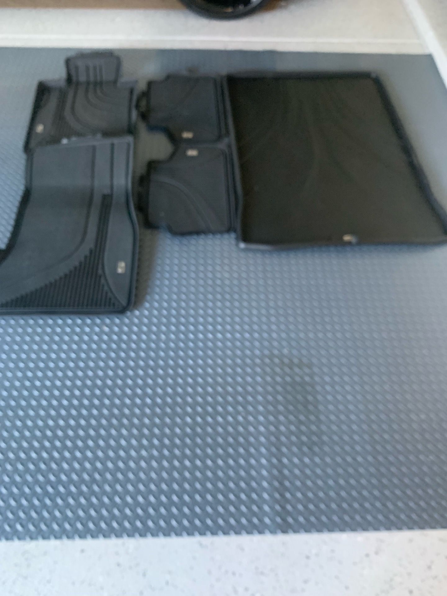 Floor mat set for BMW M5 and G 30 5 series