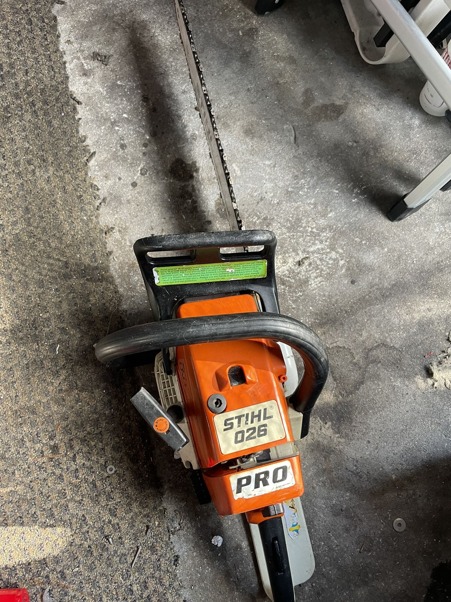 Stihl Chain Saw 18”