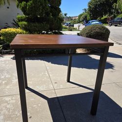 Counter Height Bar Table And Chairs 