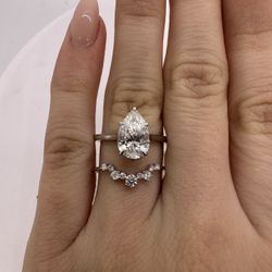 2.01 carat D VS1 pear Diamond Engagement Ring Wedding Set