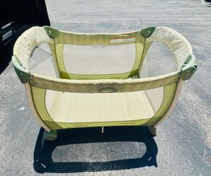 All stuff it’s like new nice for baby take all for $40