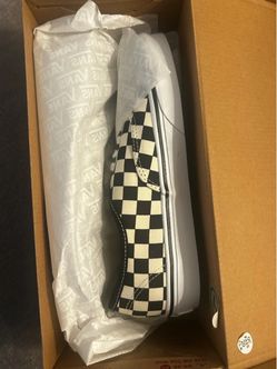 Authentic Checkerboard Shoe Vans