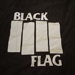 BLACK FLAG T-SHIRT EXCELLENT CONDITION. 