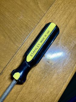 *MADE IN USA* Stanley Flathead Screwdriver 