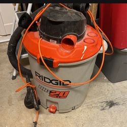Wet/Dry Vac Rigid 20 Gallon 