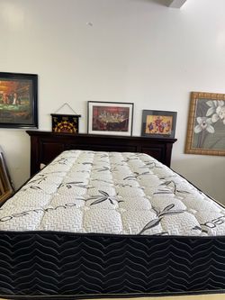 Twin mattress