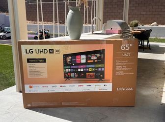 65” Lg smart 4k led Uhd tv