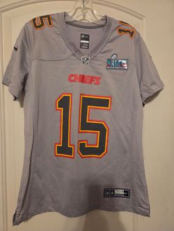 Nike Kansas City Chiefs Patrick Mahomes Gray Super Bowl LVII Jersey Womens Medium