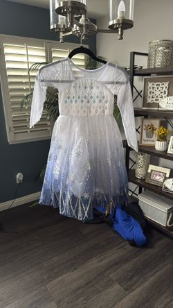Elsa Costume Lights Up 