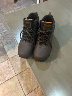 Work boots size 10