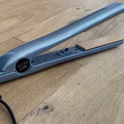 Chi Straightener