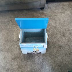 Corona Metal ice Chest With Bottle Operner 