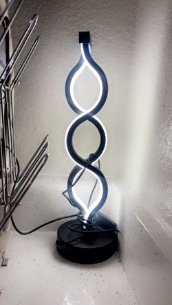 Lamp That Changes Lighting, 
