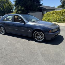 2002 BMW 530i
