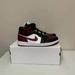 Jordan 1 Mid SE - Black Dark Beetroot Women’s Size 12