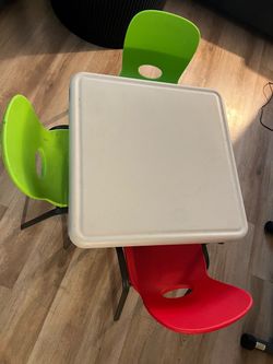 Lifetime Kids Table and 3 chairs