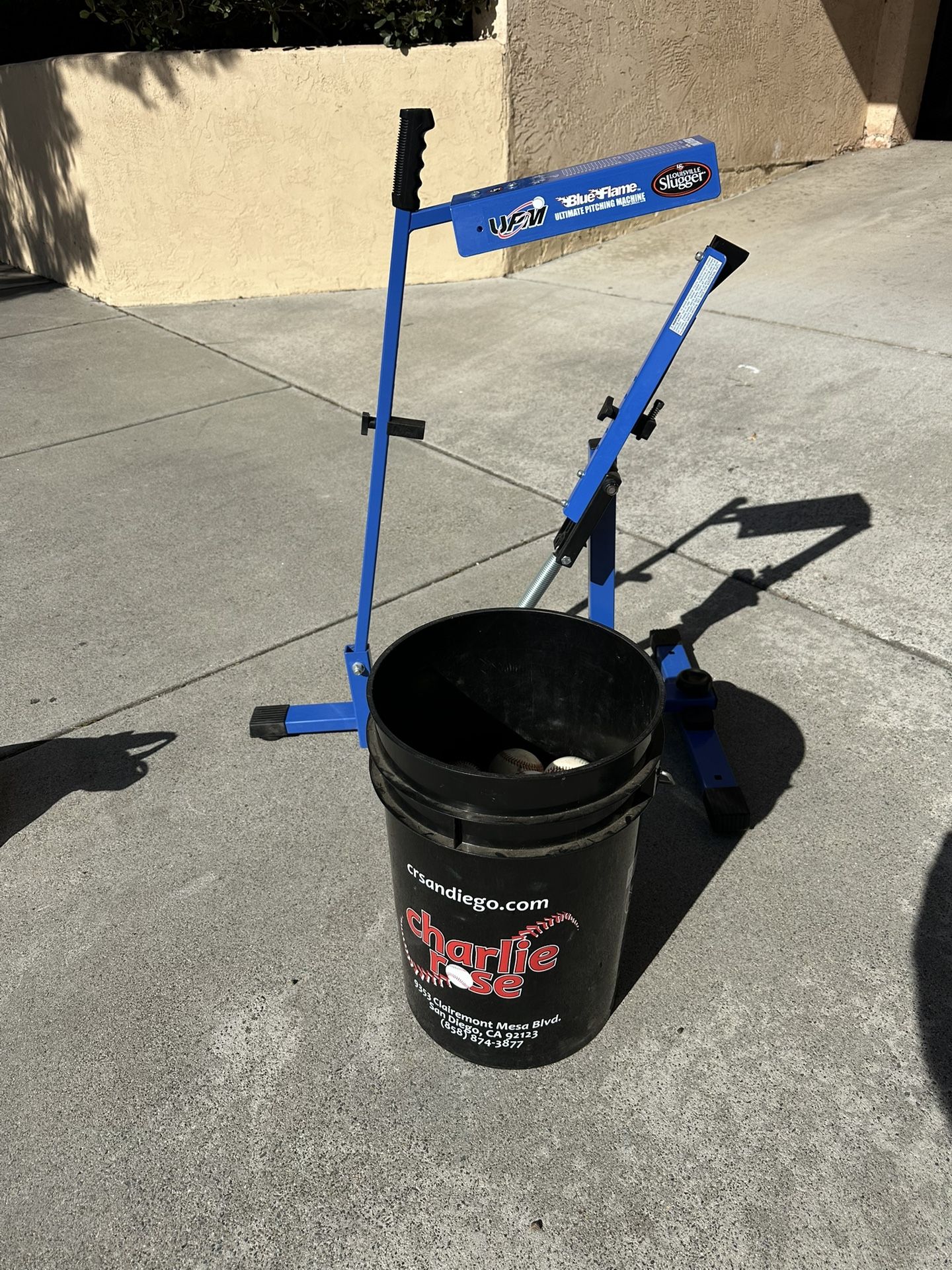 Blue Flame Pitching Machine + Bucket of baseballs