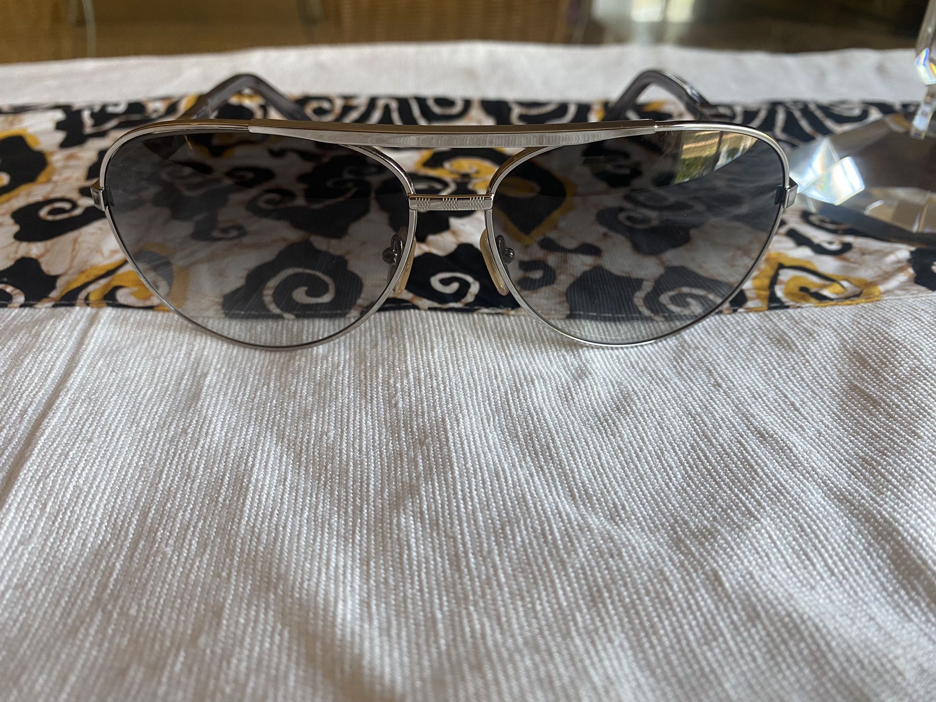 Authentic Louis Vuitton Attitude Pilot sunglasses for Sale in Los Angeles,  CA - OfferUp