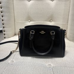 Black Crossbody Coach Purse 