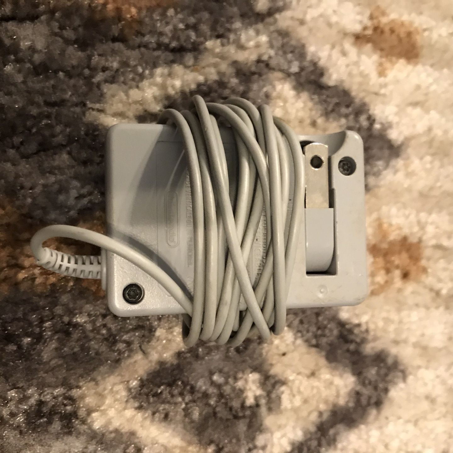 3 Nintendo 2DS Games And New Charger