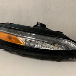 2014 2015 2016 2017 2018 JEEP CHEROKEE Right RH LED DRL Headlight OEM (contact info removed)2AQ
