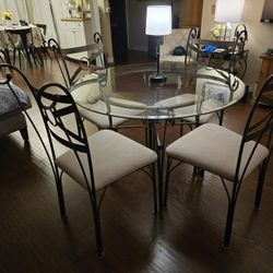 GLASS TABLE & 4 CHAIRS