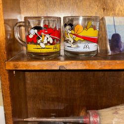 McDonald’s Garfield mugs – moving