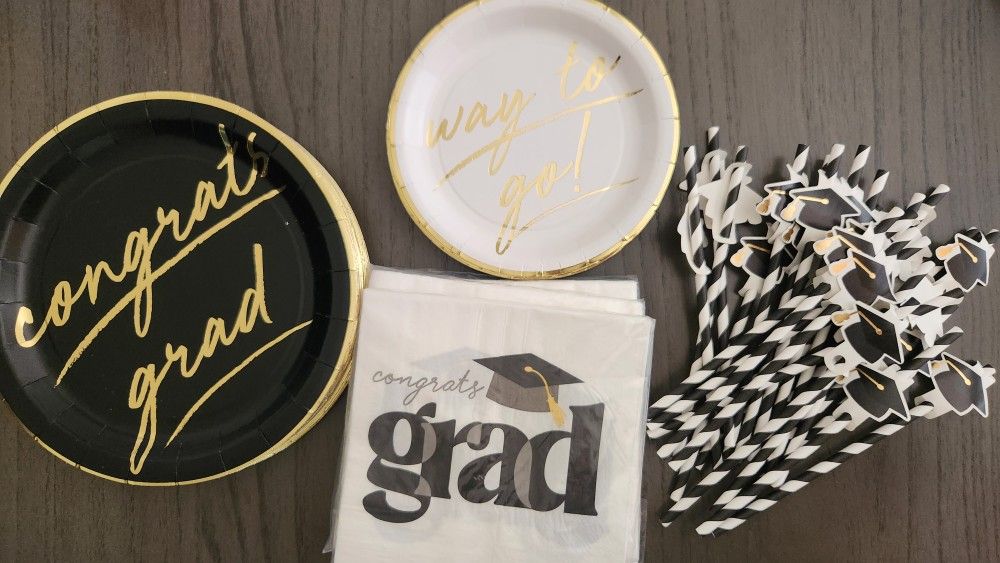 Graduation Plates/Straws/ Napkins