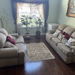 Family Room Sofa-Love Seat Combo