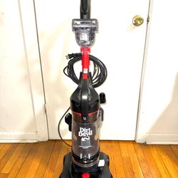 Dirt devil vacuum