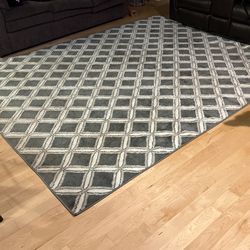 Large Rug 9x7