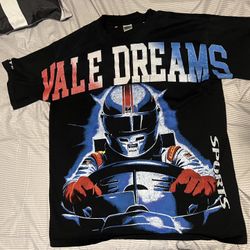 Vale dreams graphic rhinestone tee size medium 