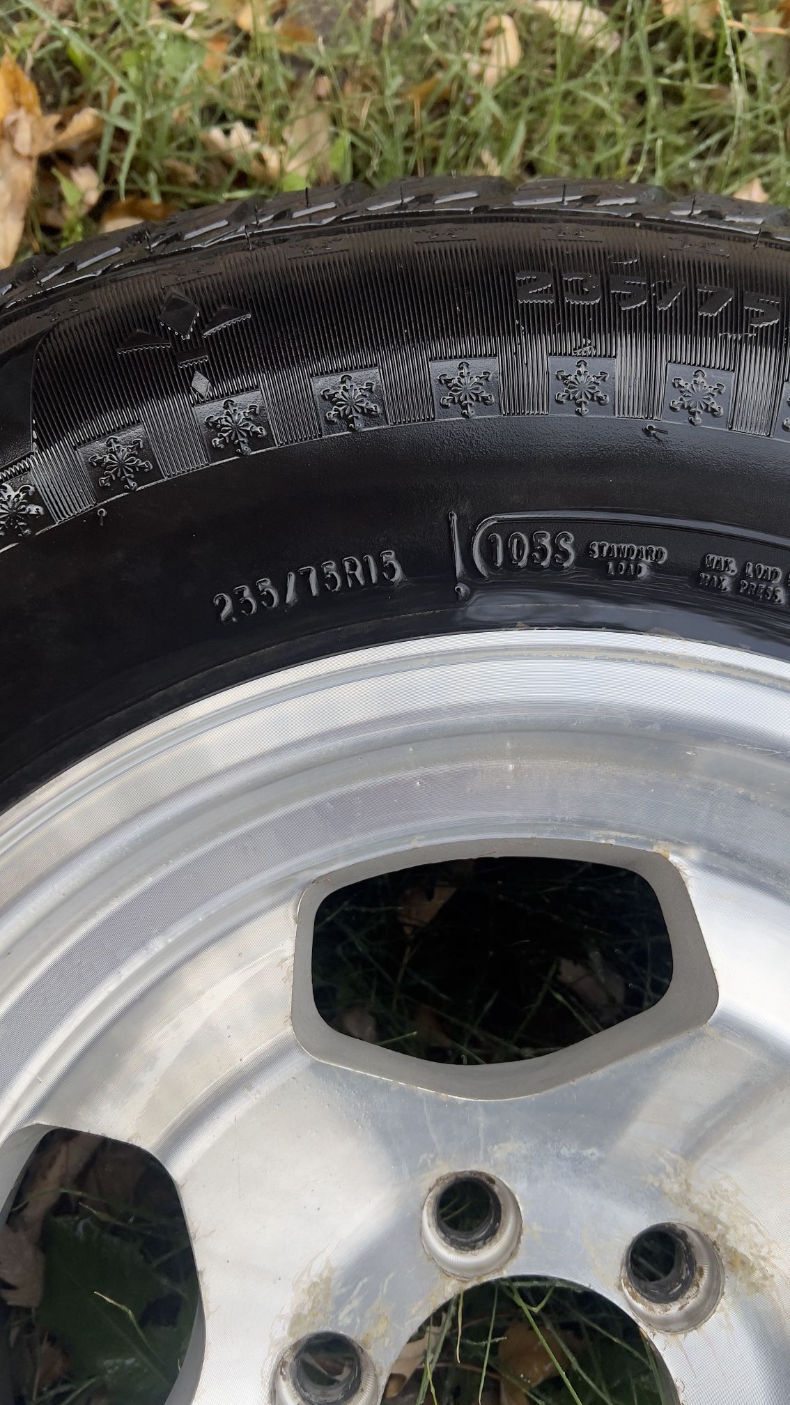 2 Dean Wintercat XT Winter Tires 