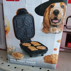 Dash-Halloween Mini Dog Treat Maker