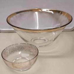 VINTAGE MCM glass chip and dip bowls with gold edges $15 FIRM