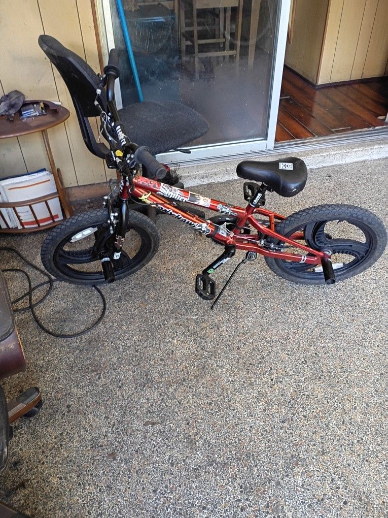 Tony Halk 18 Inch Bike Nice Little Bike House Kept The Price Is Good Is What I Paid For It