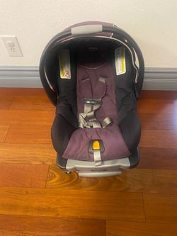 Chicco baby car seat
