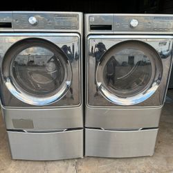 Jumbo Washer And Electric Dryer. ✨